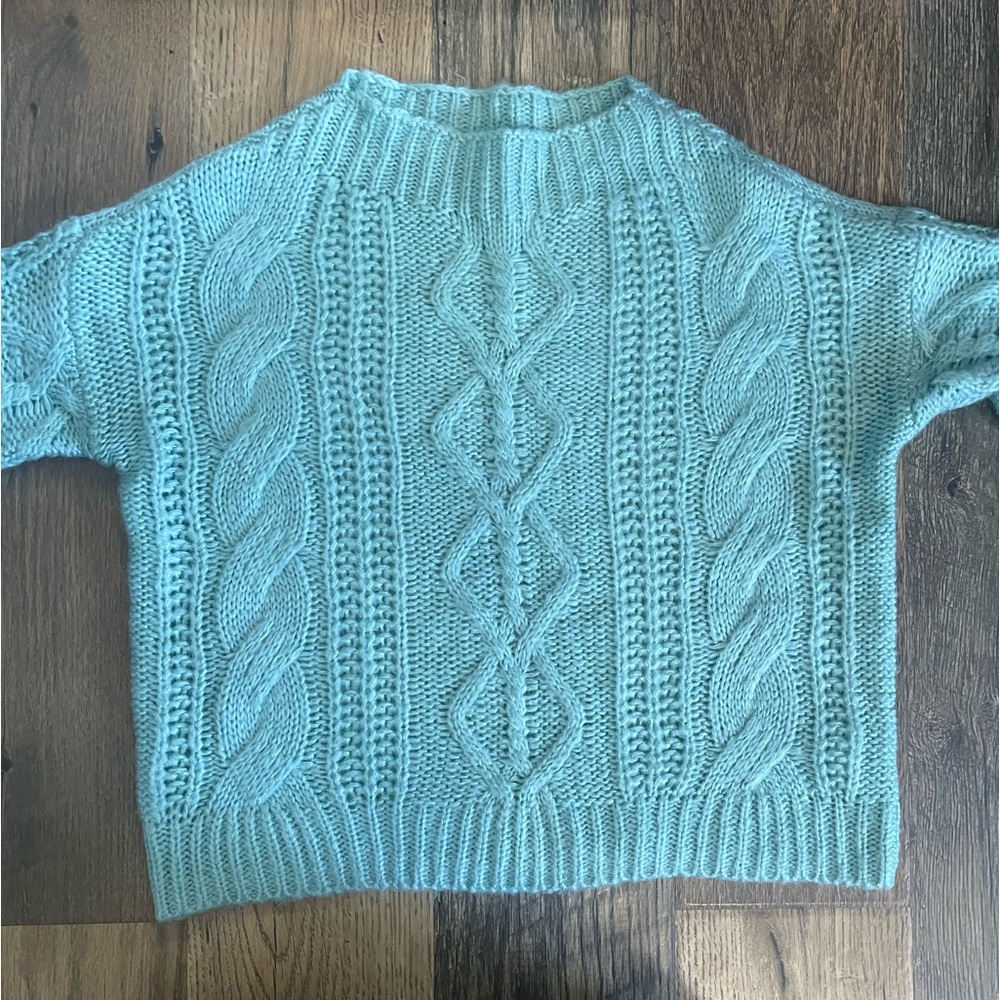 Women’s sweater